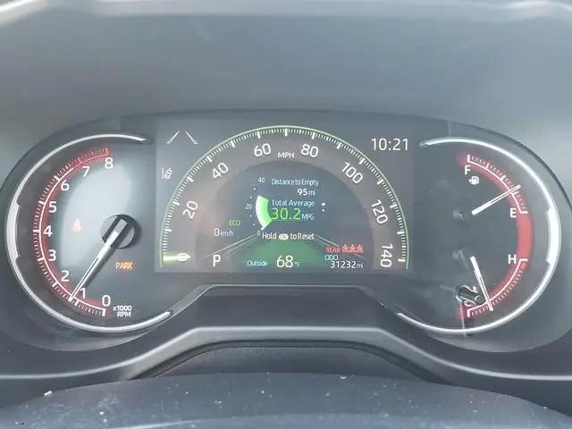 2023 Toyota RAV4 LE