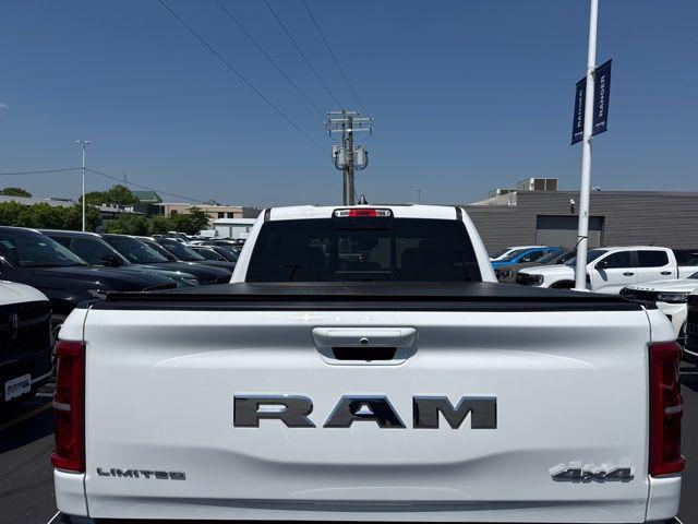 2026 Ram 1500 Limited Crew Cab 4x4 5'7" Box