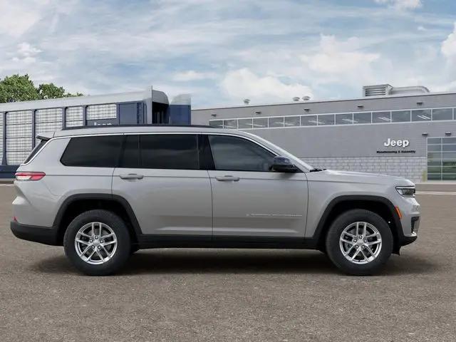 2026 Jeep Grand Cherokee L Laredo 4x2