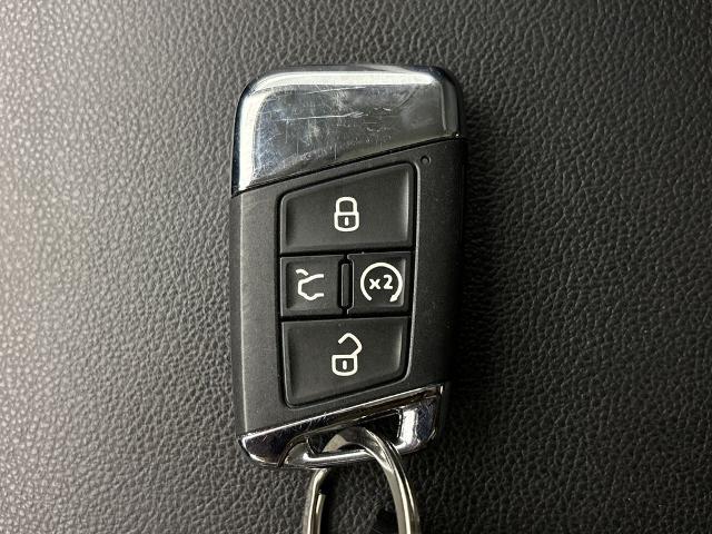 2022 Volkswagen Atlas 3.6L V6 SEL Premium R-Line