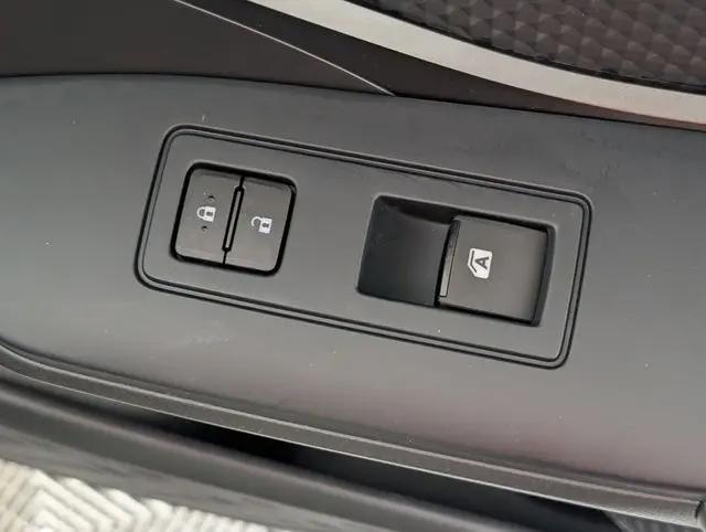 2019 Toyota C-HR LE