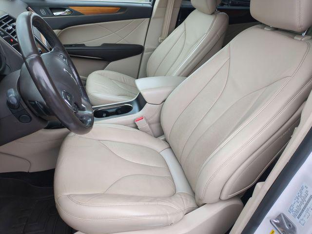 2019 Lincoln MKC Select