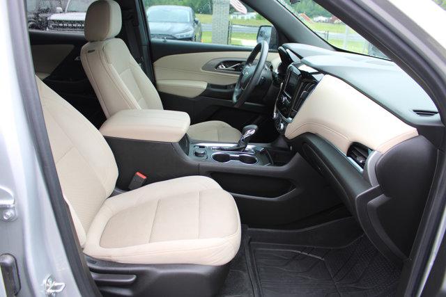 2022 Chevrolet Traverse AWD LS