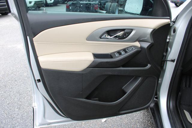 2022 Chevrolet Traverse AWD LS