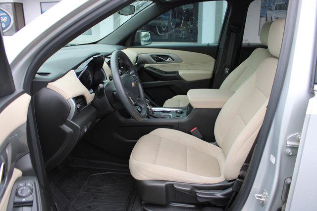 2022 Chevrolet Traverse AWD LS