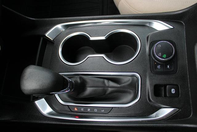 2022 Chevrolet Traverse AWD LS