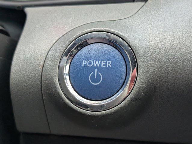 2022 Toyota Avalon Limited Hybrid