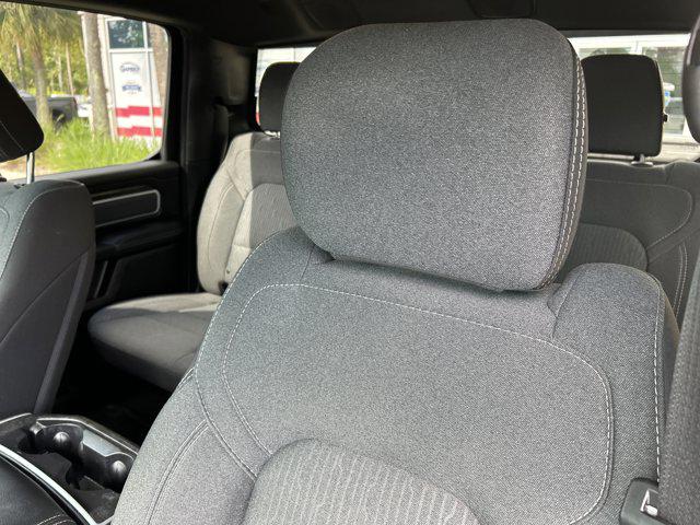 2020 Ram 1500 Big Horn Crew Cab 4x4 5'7" Box