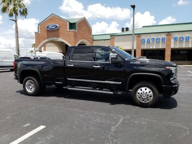 2025 Chevrolet Silverado 3500HD 4WD Crew Cab Long Bed High Country