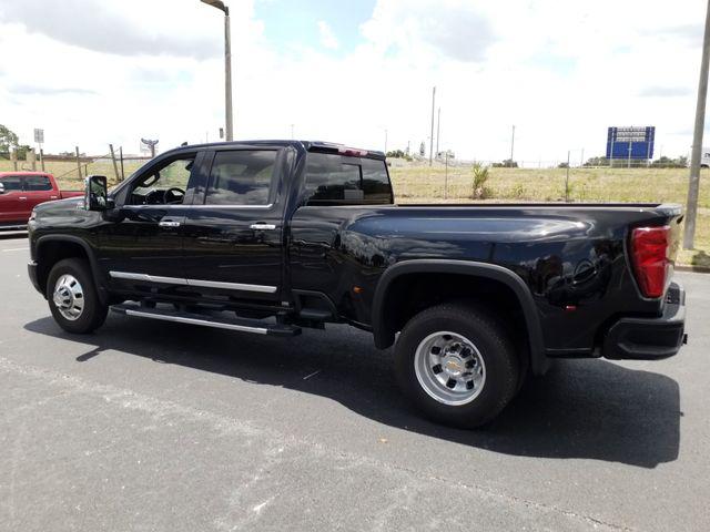 2025 Chevrolet Silverado 3500HD 4WD Crew Cab Long Bed High Country