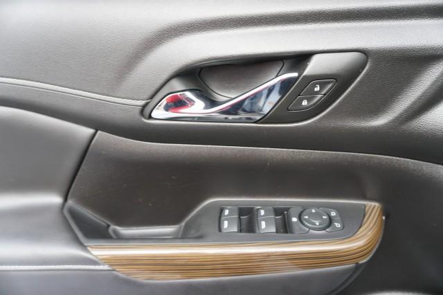 2023 GMC Acadia FWD SLE