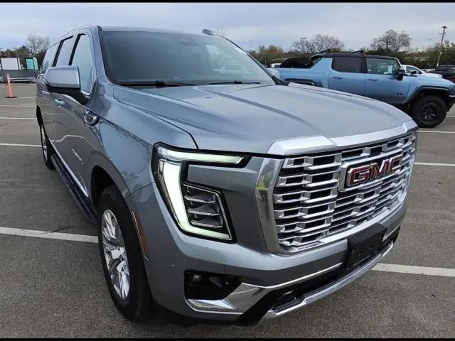 2025 GMC Yukon XL 4WD Denali
