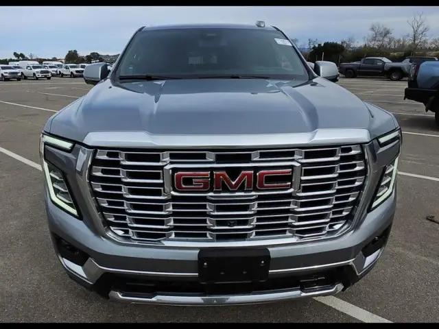 2025 GMC Yukon XL 4WD Denali