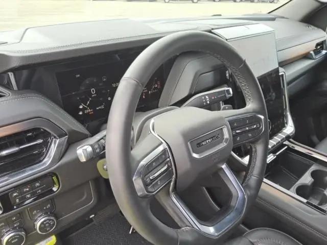 2025 GMC Yukon XL 4WD Denali