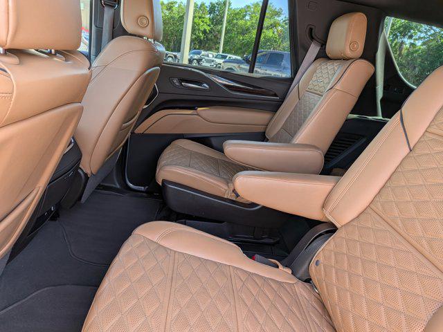 2022 Cadillac Escalade 2WD Premium Luxury