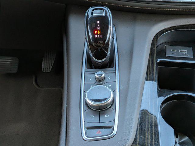 2022 Cadillac Escalade 2WD Premium Luxury