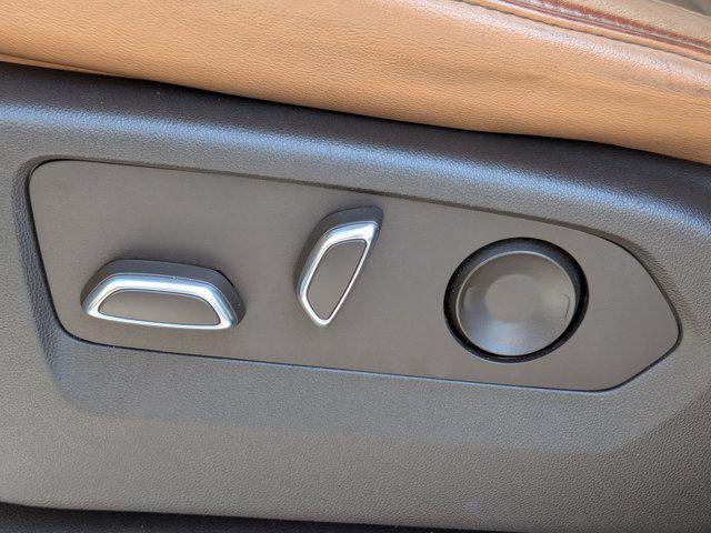 2022 Cadillac Escalade 2WD Premium Luxury