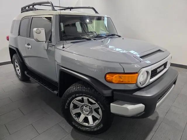 2014 Toyota FJ Cruiser Base
