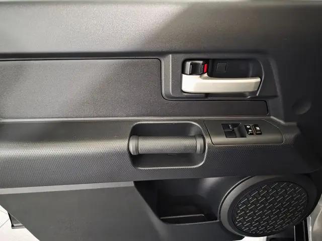 2014 Toyota FJ Cruiser Base