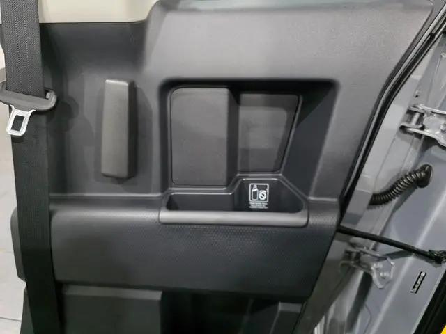 2014 Toyota FJ Cruiser Base