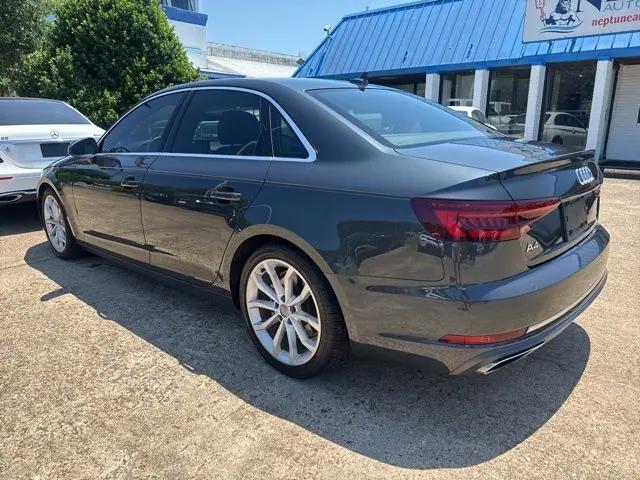 2019 Audi A4 40 Premium