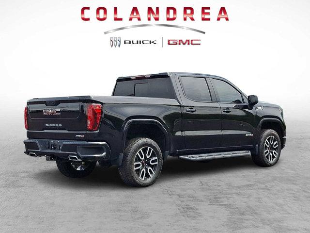 2022 GMC Sierra 1500 4WD Crew Cab Short Box AT4