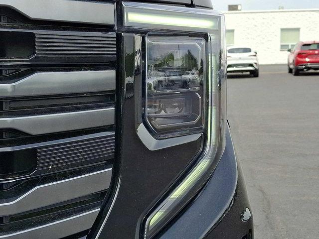 2022 GMC Sierra 1500 4WD Crew Cab Short Box AT4