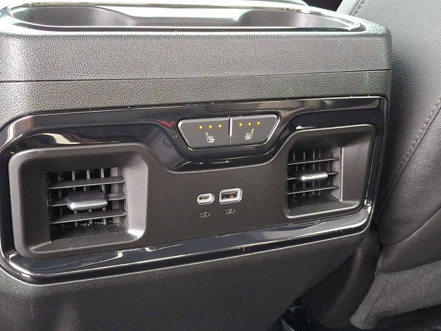 2022 GMC Sierra 1500 4WD Crew Cab Short Box AT4