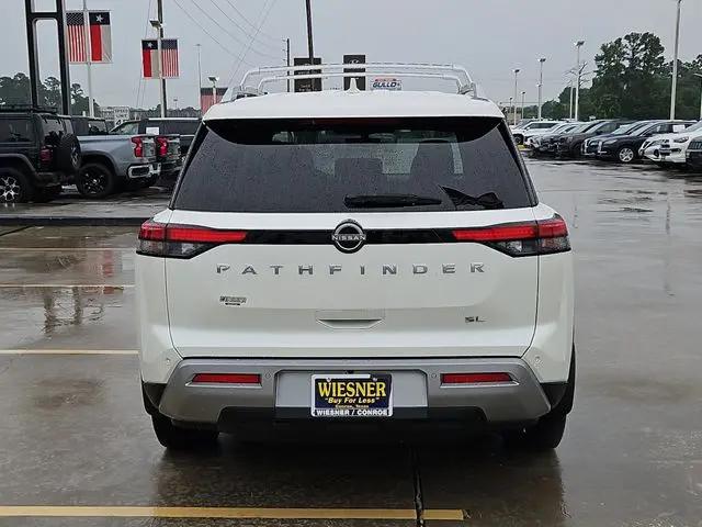 2024 Nissan Pathfinder SL FWD