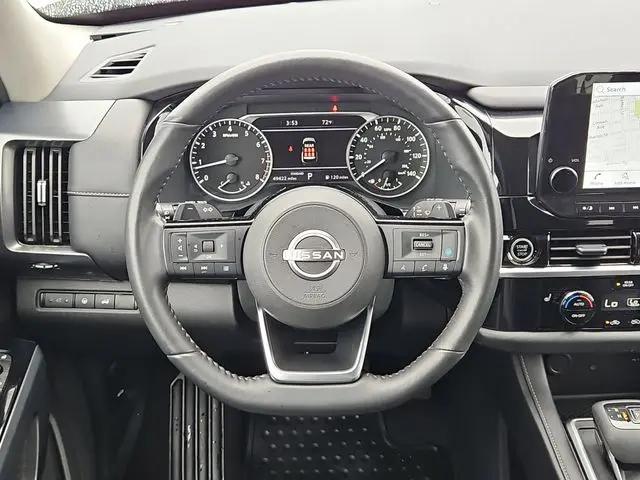 2024 Nissan Pathfinder SL FWD