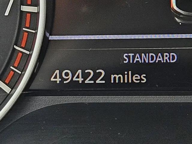 2024 Nissan Pathfinder SL FWD