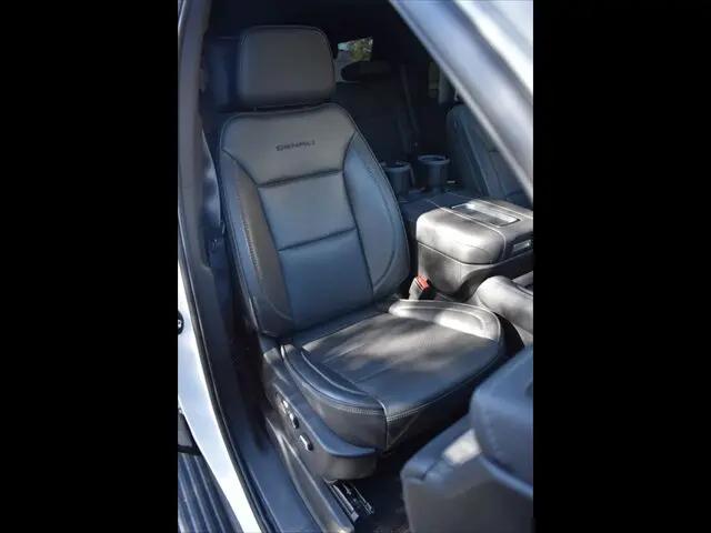 2024 GMC Yukon 4WD Denali