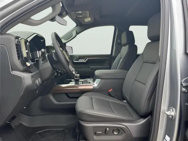 2026 Chevrolet Silverado 1500 4WD Crew Cab Short Bed RST