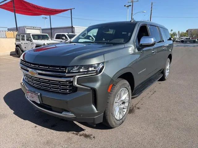 2023 Chevrolet Suburban 2WD Premier