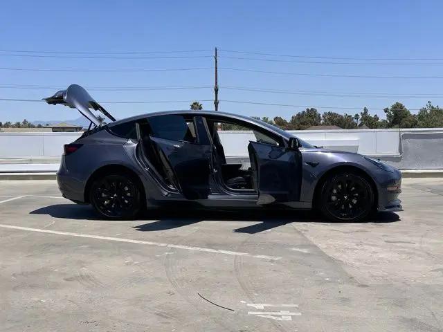 2022 Tesla Model 3 Long Range Dual Motor All-Wheel Drive