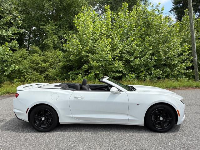 2023 Chevrolet Camaro RWD Convertible 1LT