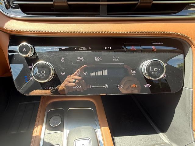 2025 INFINITI QX60 SENSORY AWD