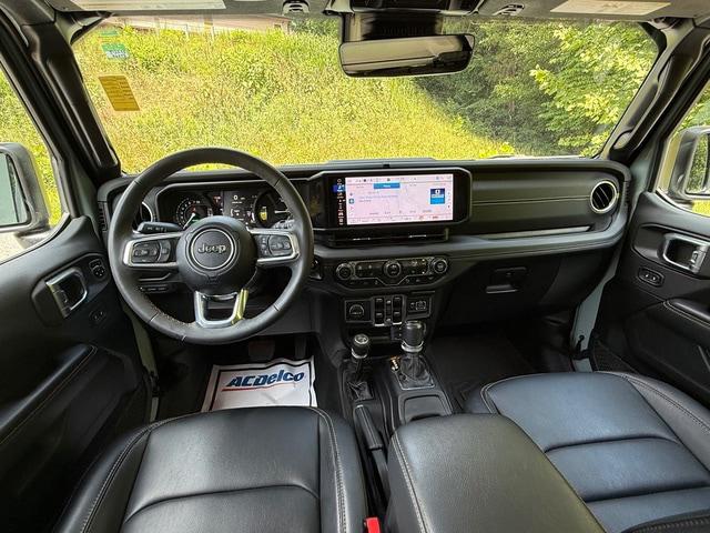 2024 Jeep Wrangler 4xe Sahara 4xe