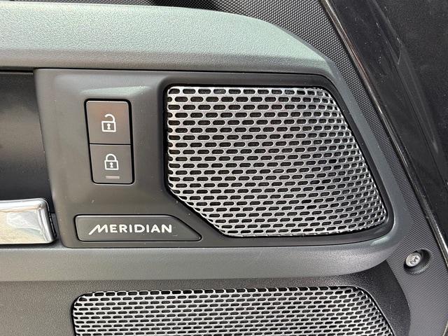 2023 Land Rover Defender 110 X-Dynamic SE