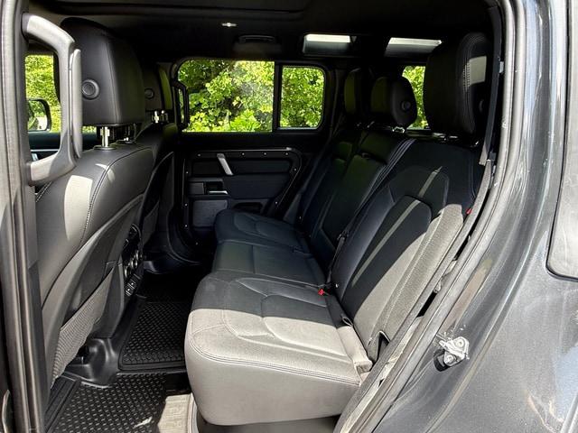 2023 Land Rover Defender 110 X-Dynamic SE