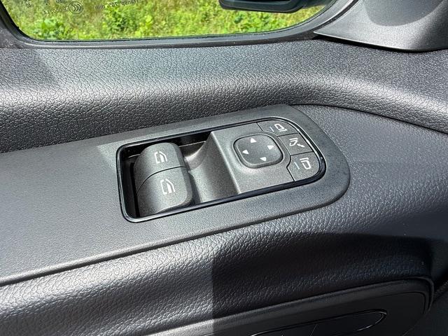2025 Mercedes-Benz Sprinter 2500 High Roof 4-Cyl Diesel HO