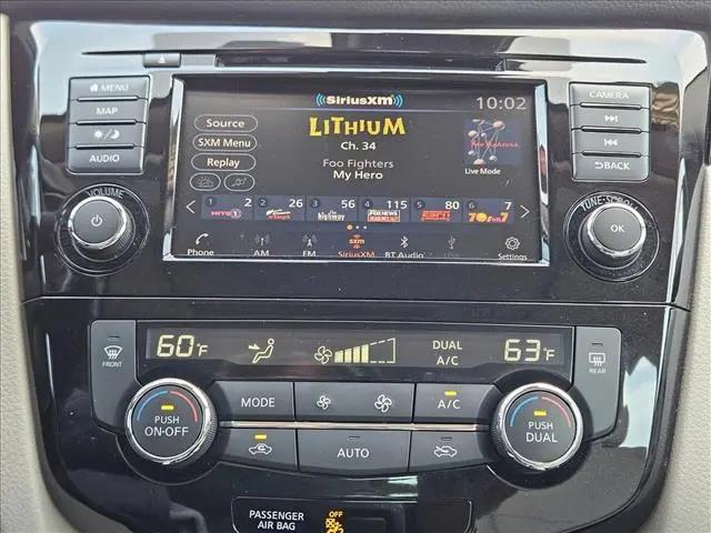 2021 Nissan Rogue Sport SL FWD Xtronic CVT