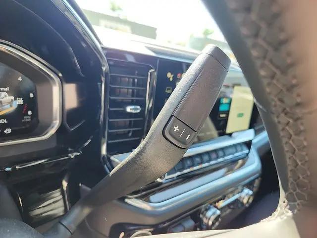 2026 GMC Sierra 2500HD Double Cab, Standard Bed, SLE, RWD