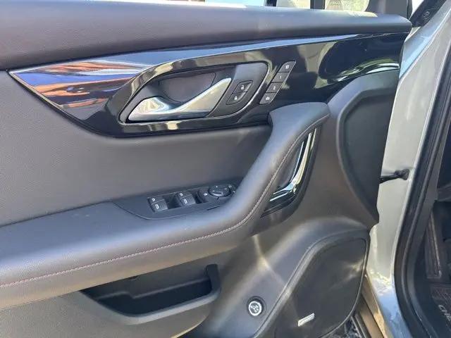 2025 Chevrolet Blazer AWD RS