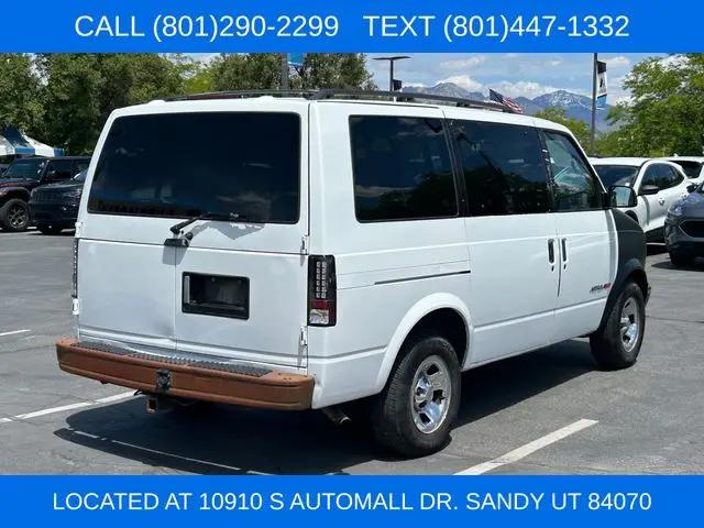 1999 Chevrolet Astro Base