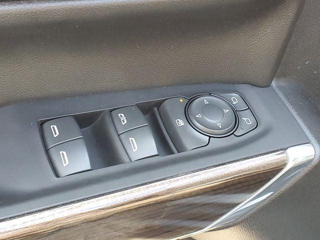 2021 Chevrolet Silverado 1500 4WD Crew Cab Short Bed RST