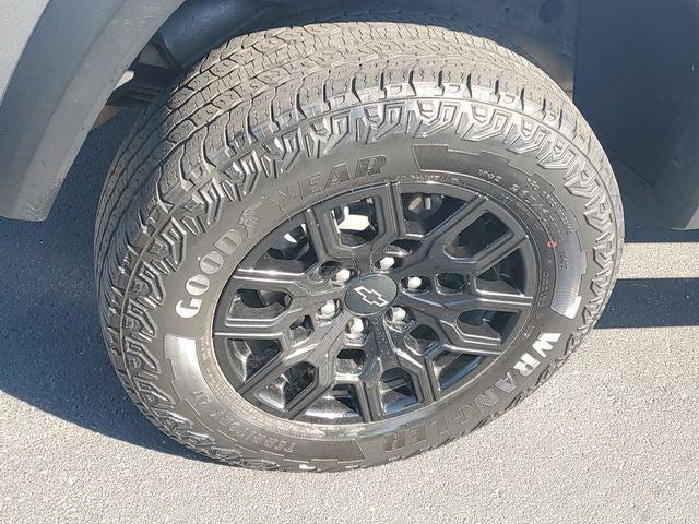 2023 Chevrolet Colorado 4WD Crew Cab Short Box Trail Boss