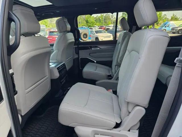 2026 Jeep Grand Wagoneer Limited Reserve 4x4