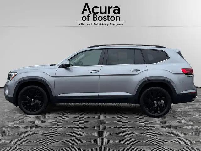 2024 Volkswagen Atlas 2.0T SE w/Technology