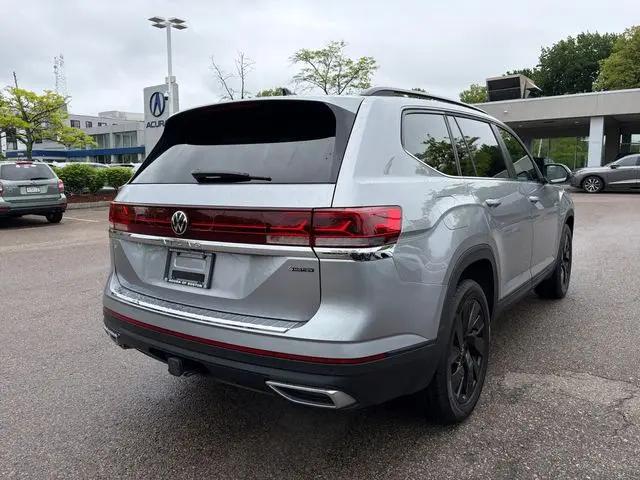 2024 Volkswagen Atlas 2.0T SE w/Technology